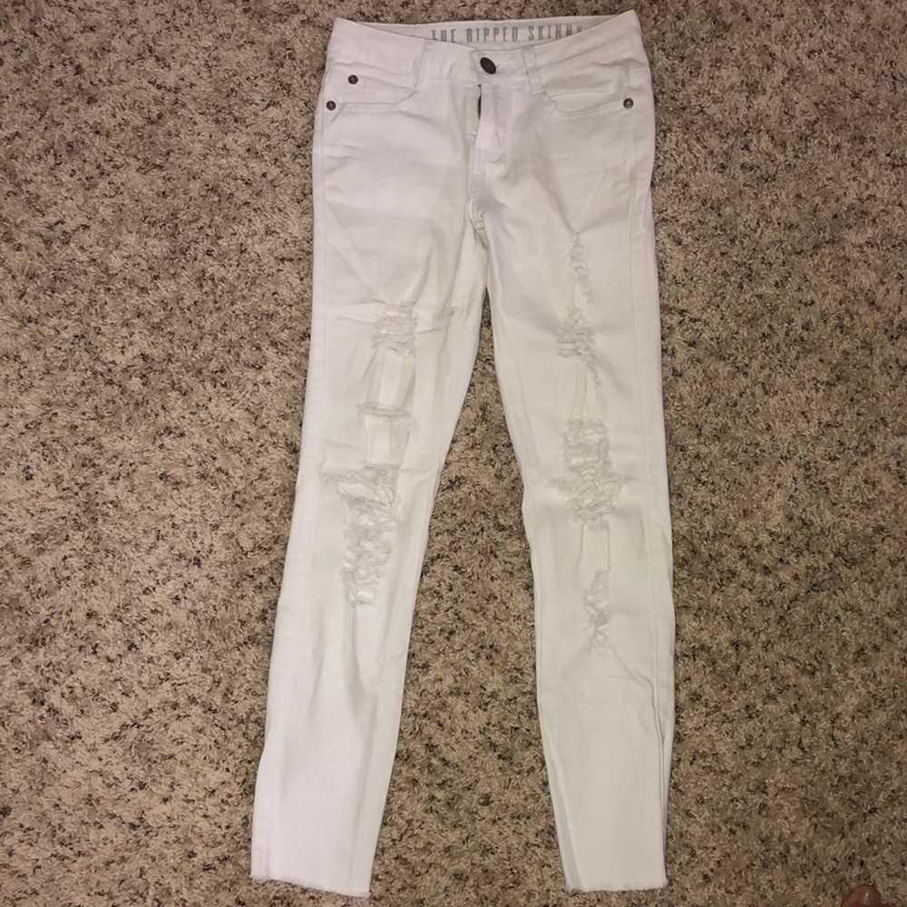 White ripped skinny jeans
